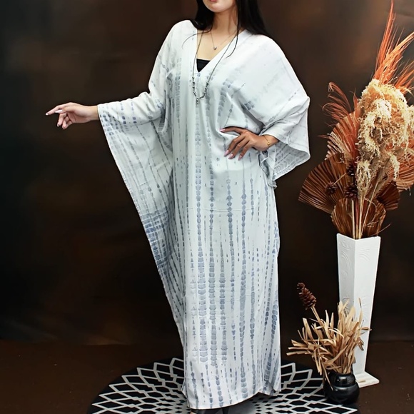 0129 / White purple Shibori Tie Dye Long Kaftan - Picture 9 of 12